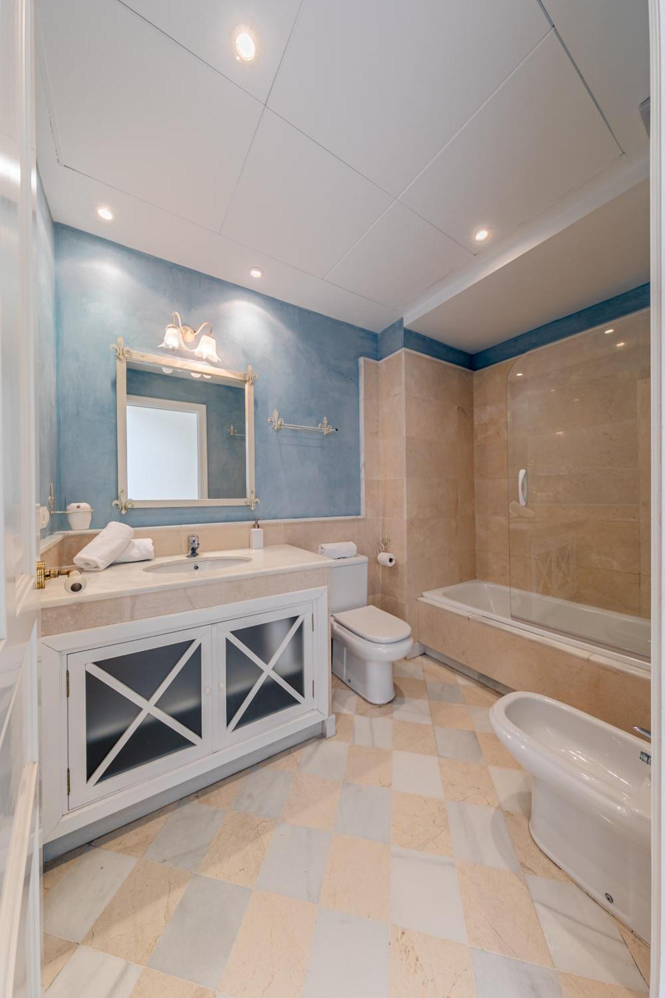 Isg Casa Levies Luxury House Downtown