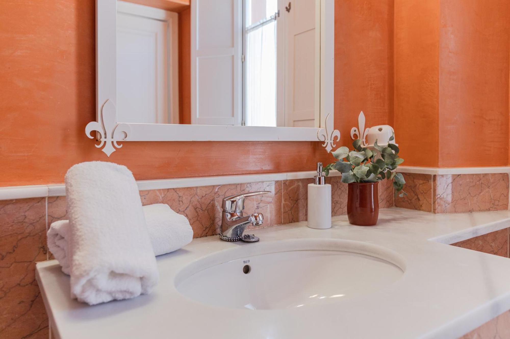 Isg Casa Levies Luxury House Downtown Holiday home Seville
