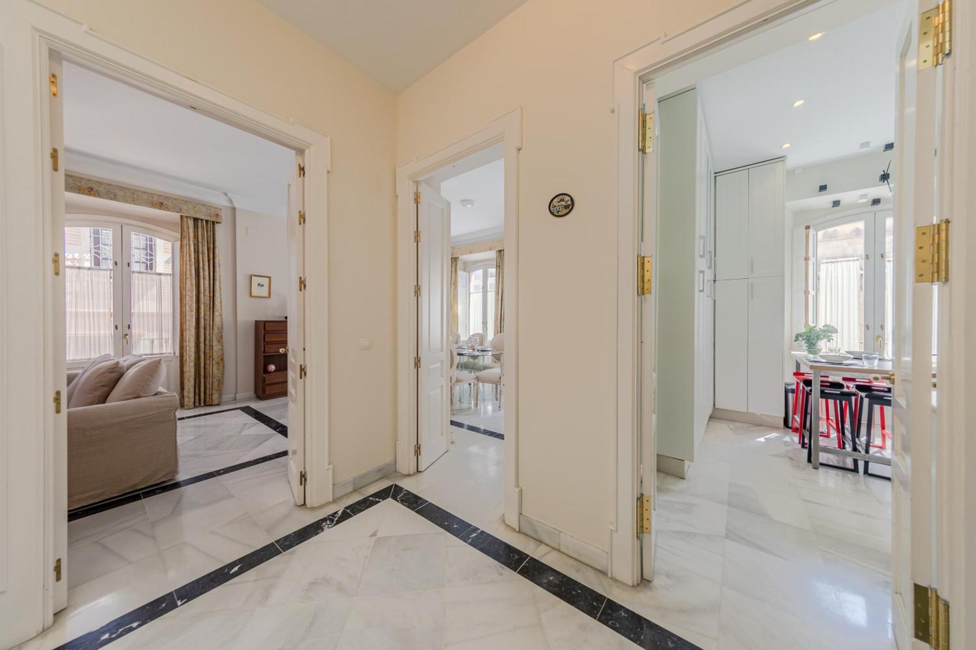 Isg Casa Levies Luxury House Downtown