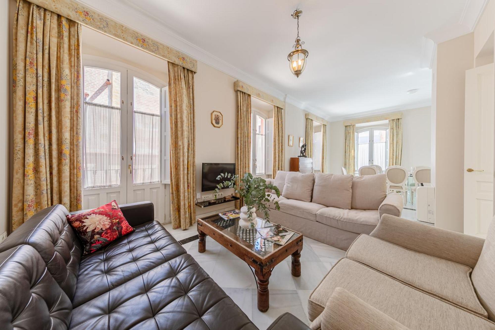 Isg Casa Levies Luxury House Downtown Séville